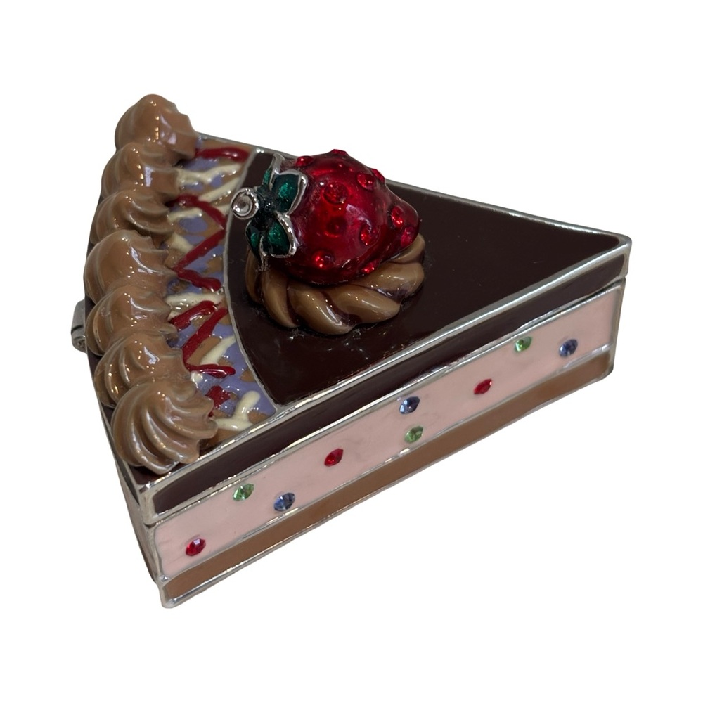 Strawberry Cake‎ Slice Trinket Box